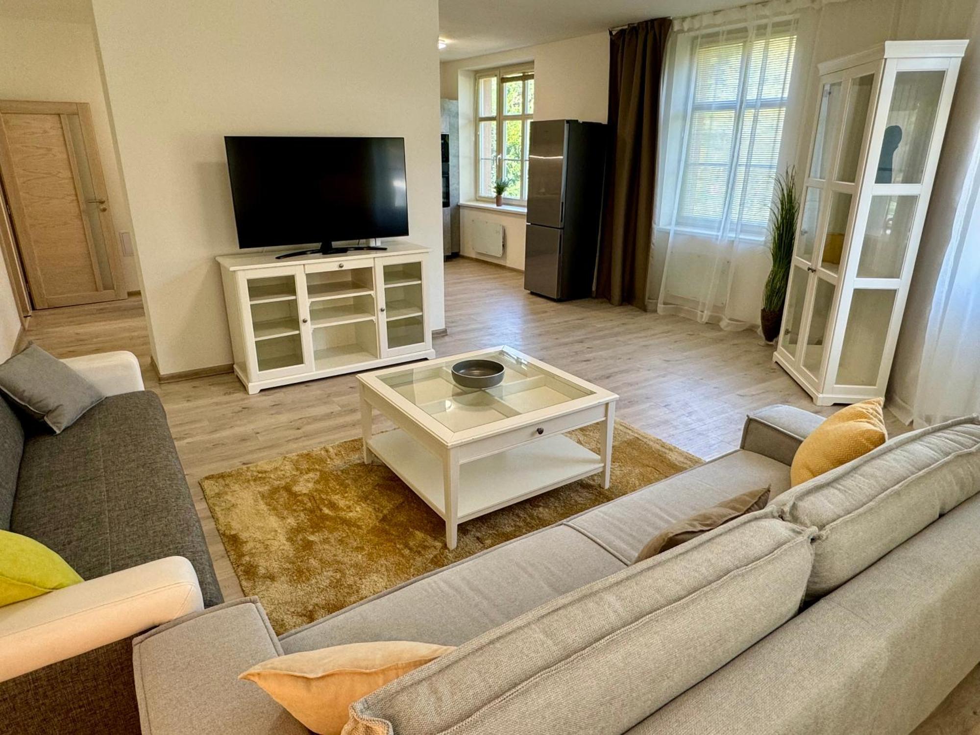 Rivercity Apartments การ์โลวีวารี ภายนอก รูปภาพ